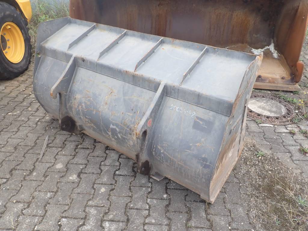 volvo-schaufel-2000mm-z,01130635.jpg