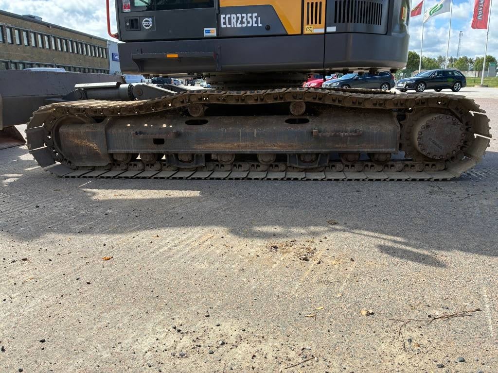 volvo-ecr-235-el,0e9b0fbd.jpg