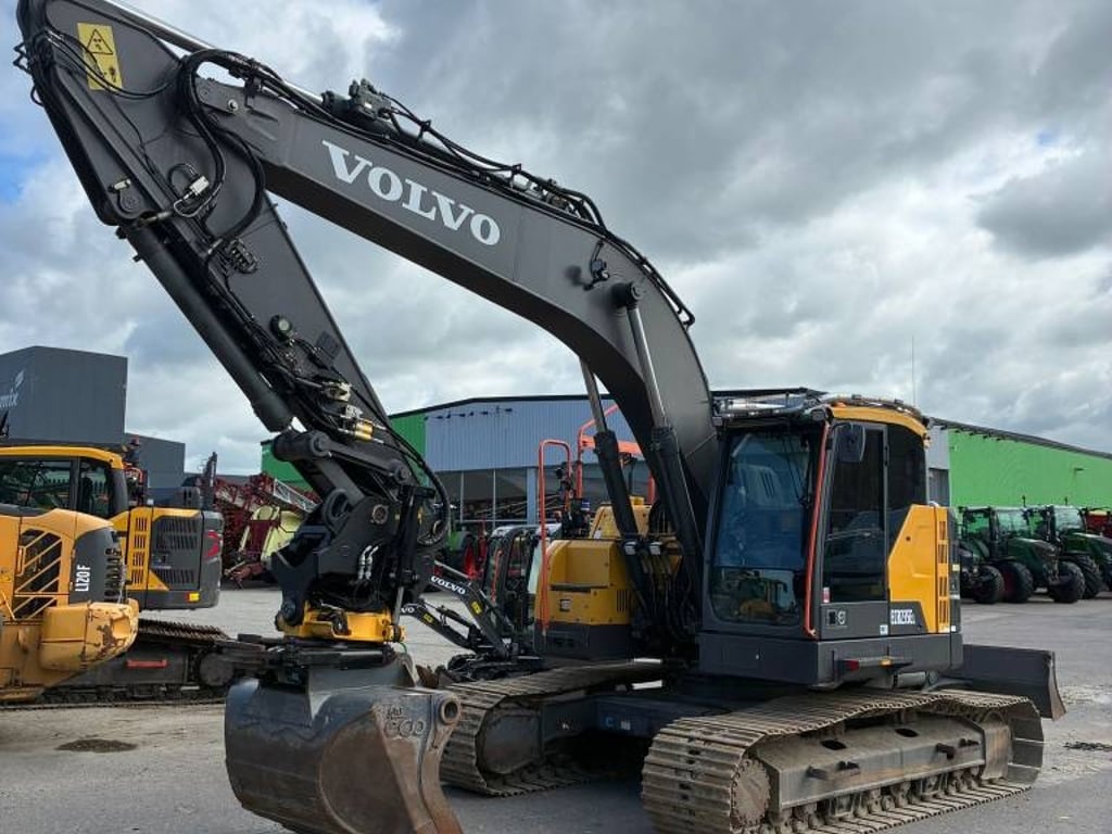 volvo-ecr-235-el,1598956a.jpg