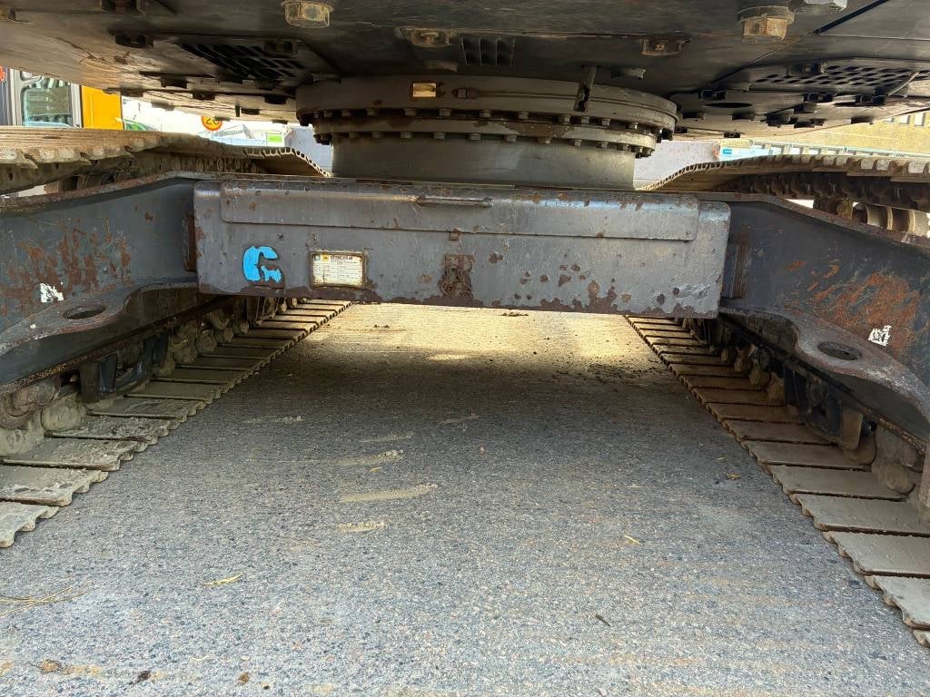 volvo-ecr-235-el,b18482e6.jpg
