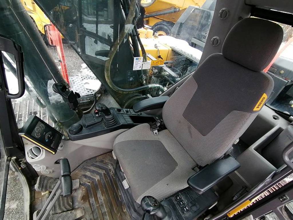 volvo-ec-160-e,57775c81.jpg
