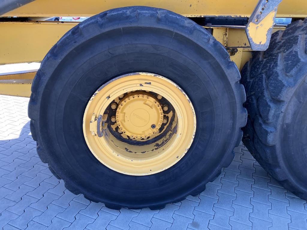 volvo-a25g,8d46c8c7-12.jpg