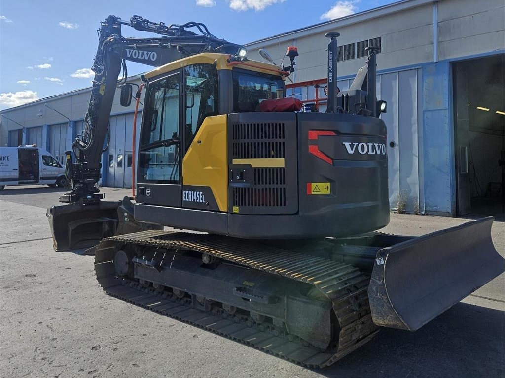 volvo,ecr145el_317125-ecr145el317125(2).jpg