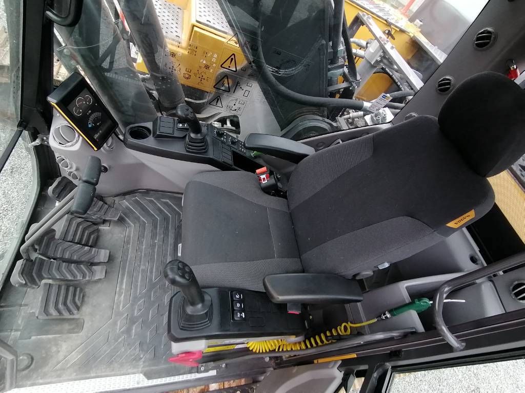 volvo-ec-380-e,078e730e.jpg