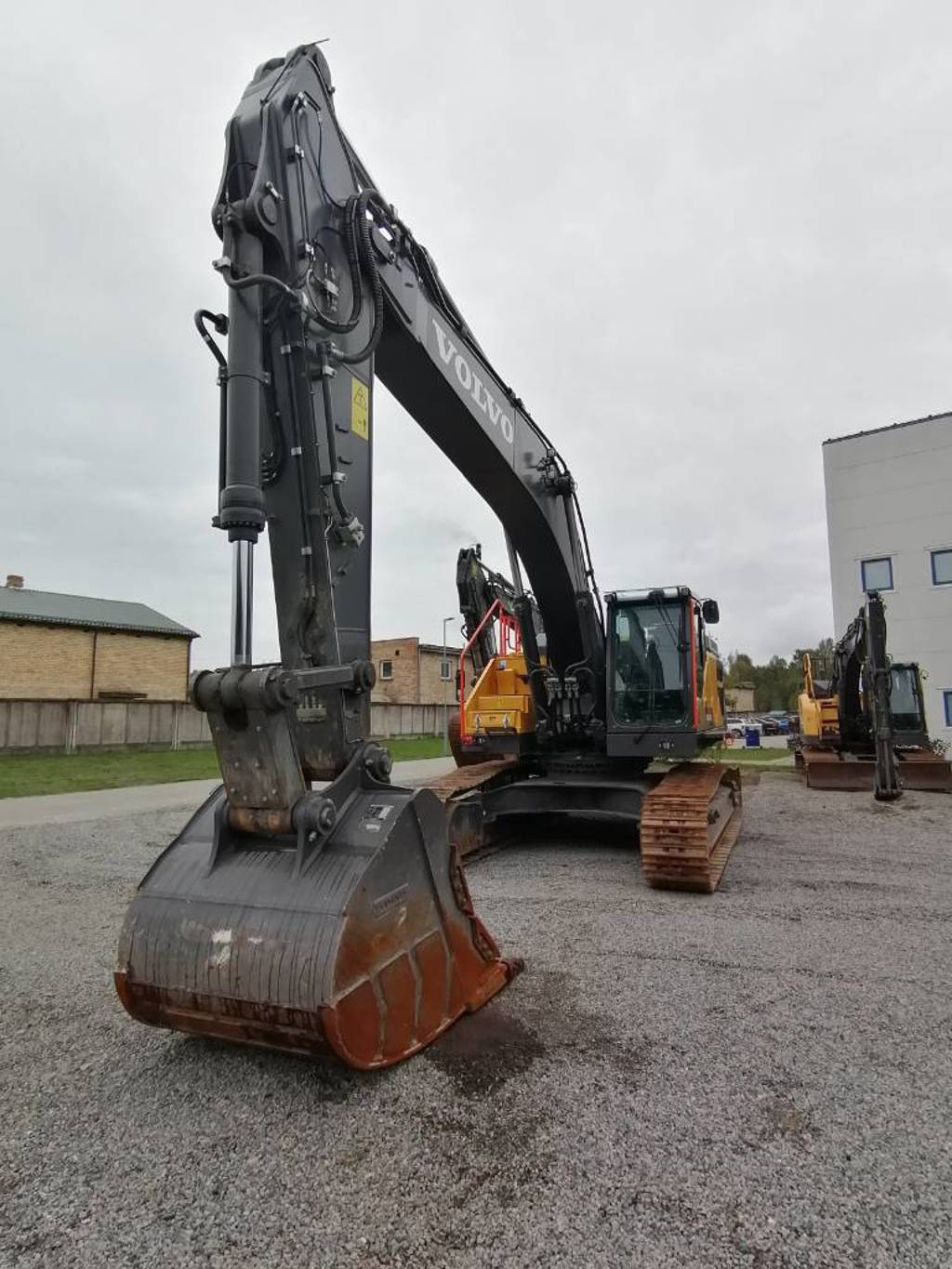 volvo-ec-380-e,2706f950.jpg