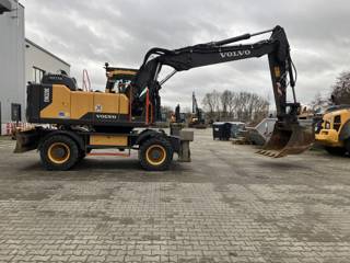 Volvo EW 220 E
