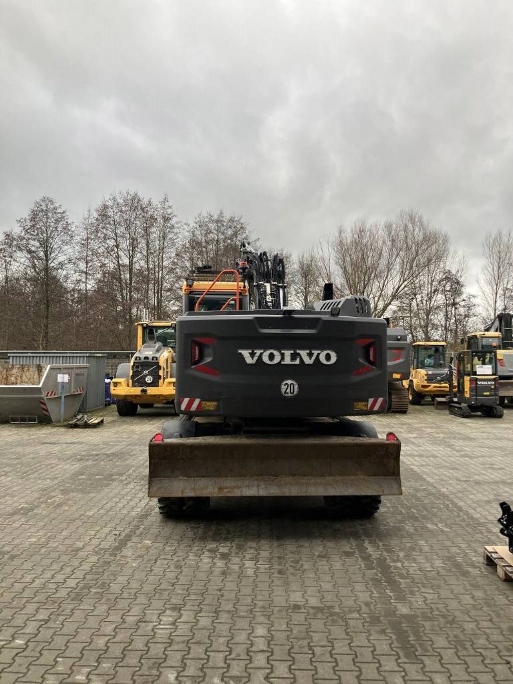 volvo-ew-220-e,99fc0e7e.jpg