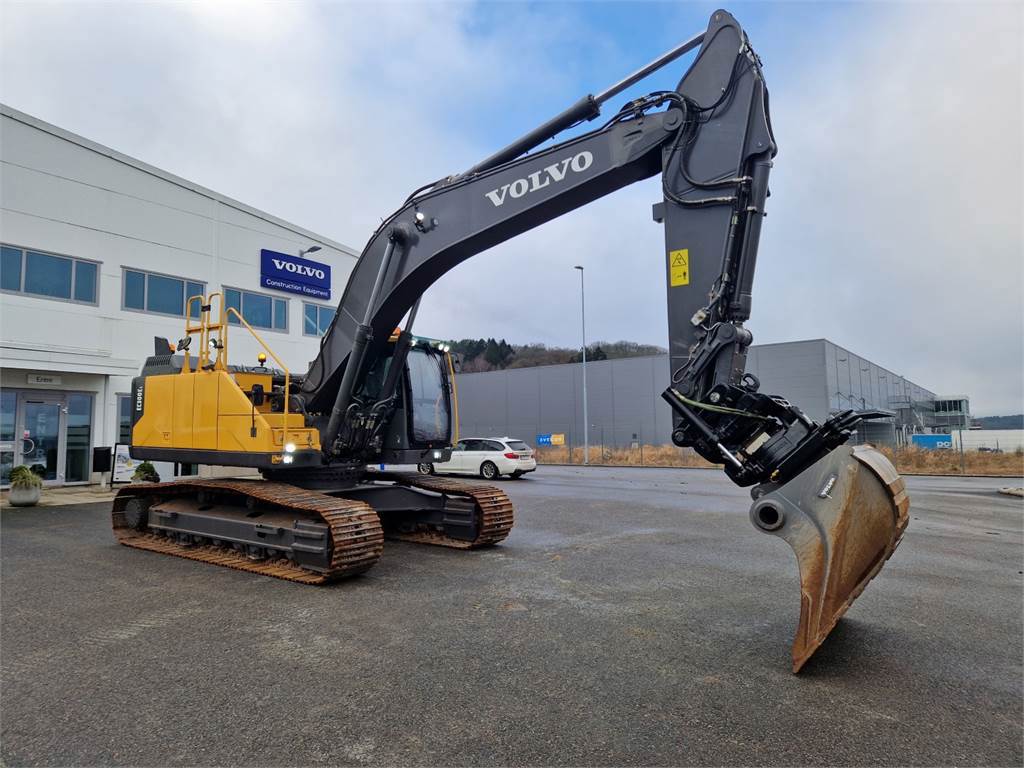 volvo-ec300el-3b74,ec300el_310685a-24.jpg