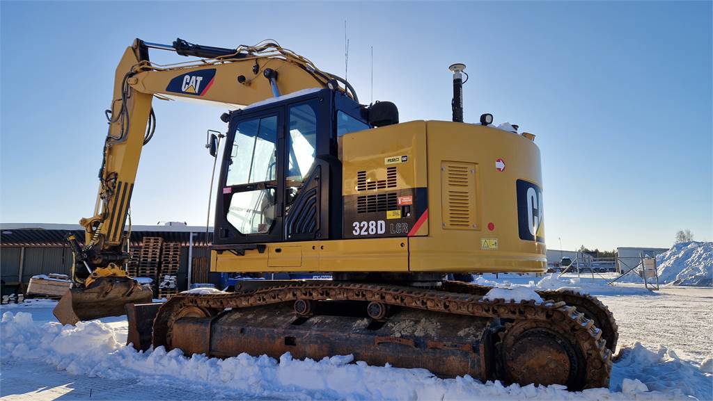 cat-32-8fd8,328dlcr_swf00286-20250218_111609.jpg