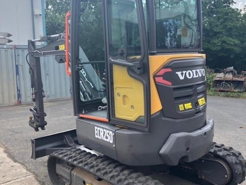 volvo-ecr-25-dfl,64fe12a1-4.jpg