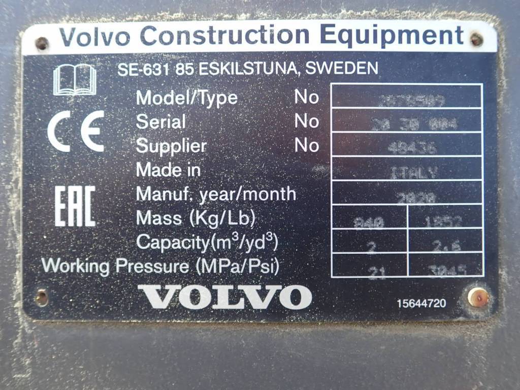 volvo-hochkippschaufel-2-100-m,4fe793cf.jpg