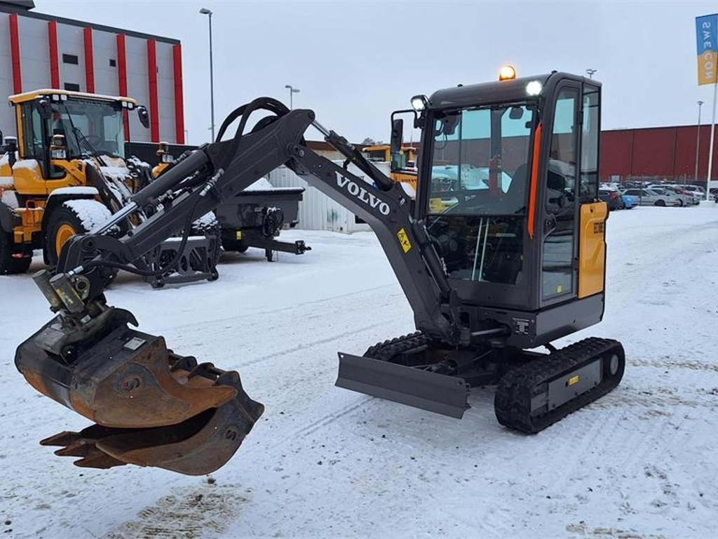 volvo-ec18e,ec18e_19436a-ec18e16436(1).jpg