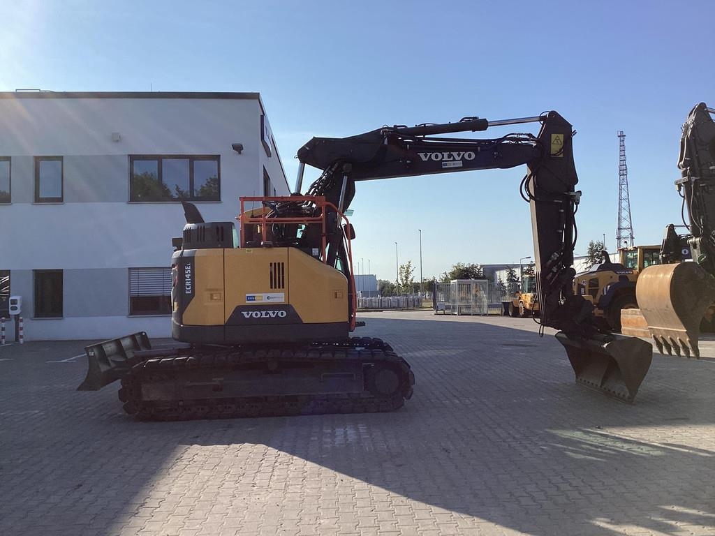volvo-ecr-145-el,c05501db-3.jpg