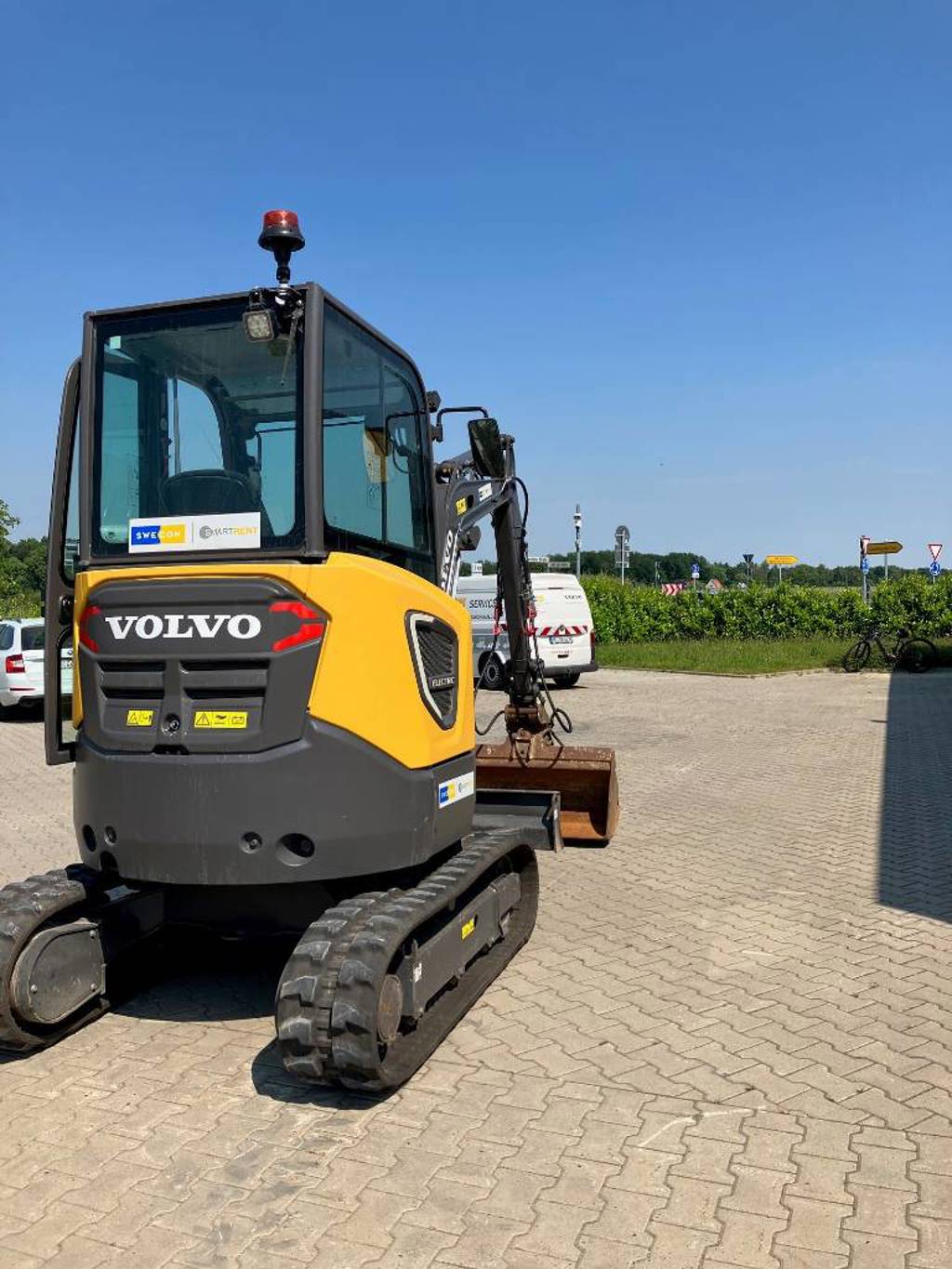volvo-ecr-25-electric,1b3228e2.jpg