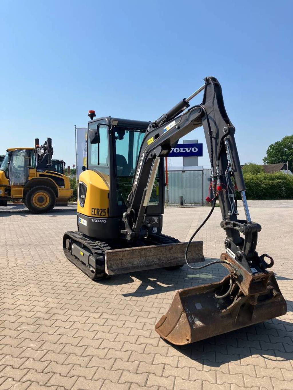 volvo-ecr-25-electric,9a12f14c.jpg