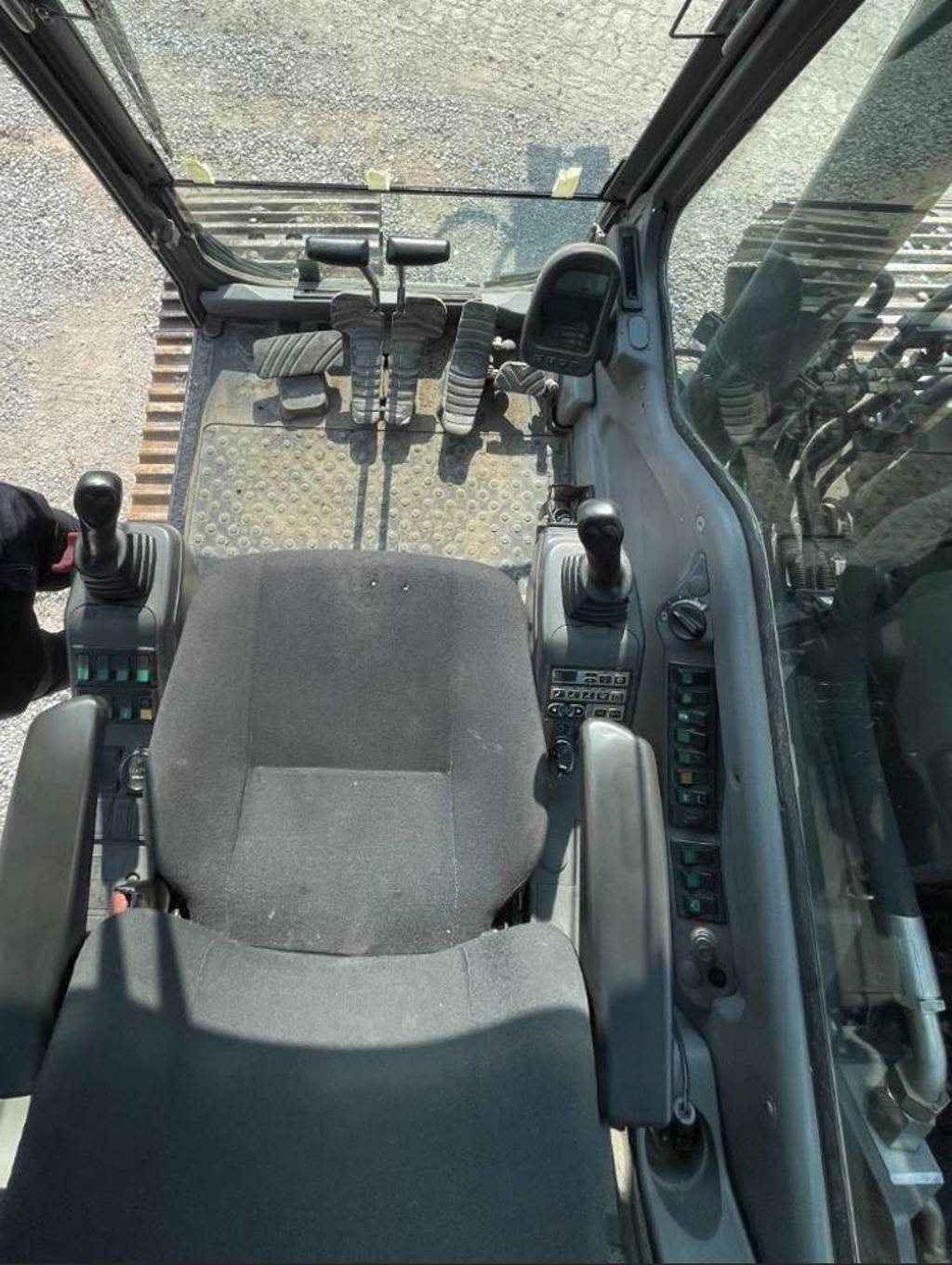 volvo-ec-180-b-lc,03abdfd0.jpg