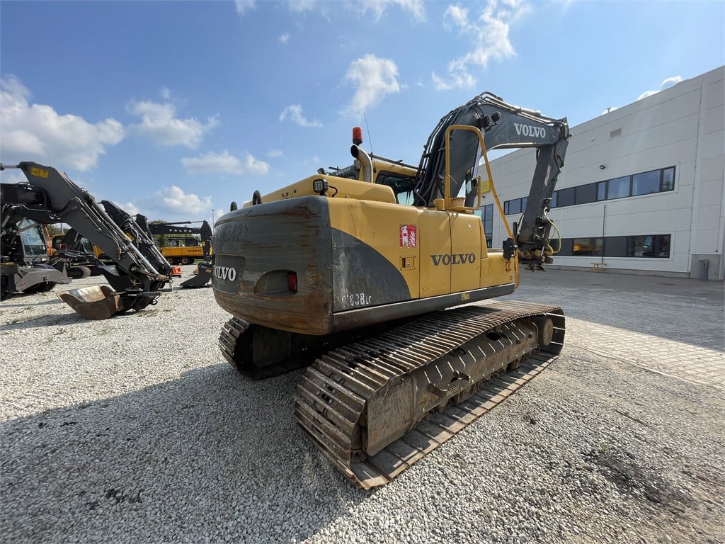 volvo-ec-180-b-lc,a6acf367.jpg
