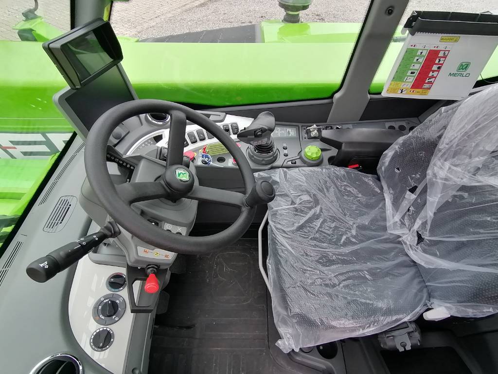 merlo-p40-17cs-top,bcd8a976.jpg