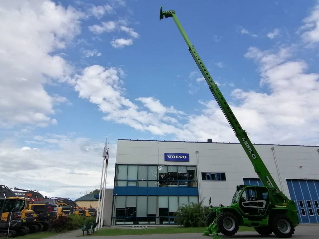 merlo-p40-17cs-top,d13c8ab5.jpg