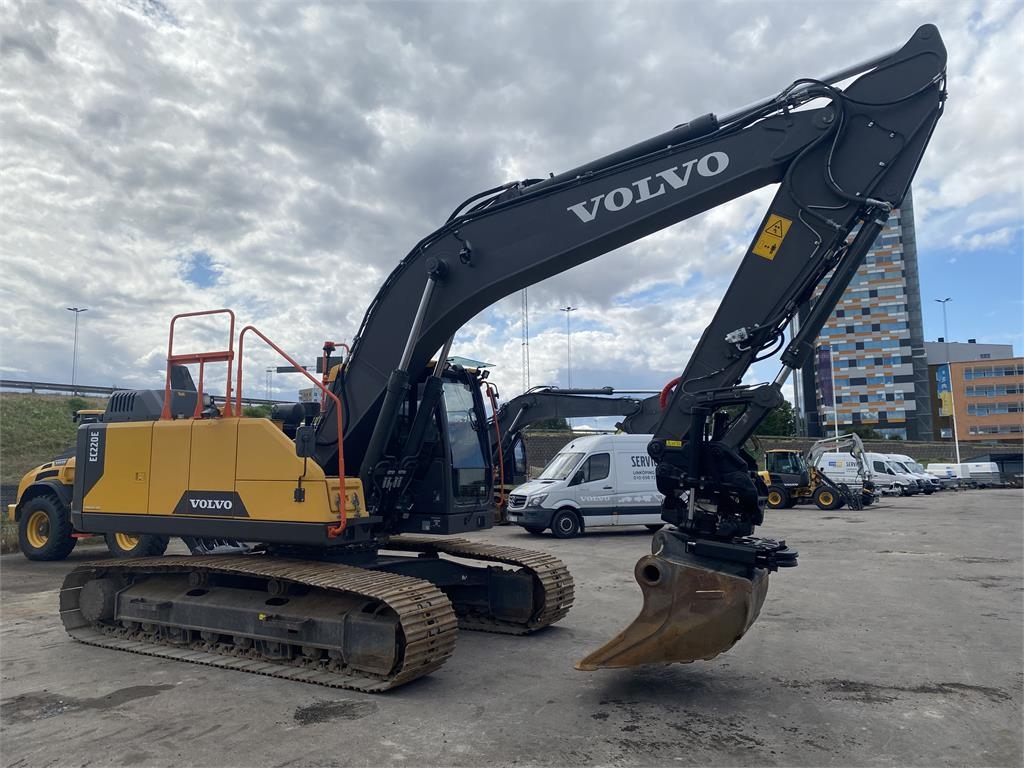 volvo-ec220el,ec220el_323681b-img_1028.jpg