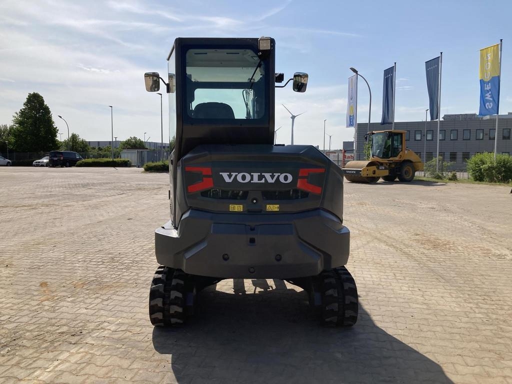 volvo-ec-37-f,955b4d82-4.jpg
