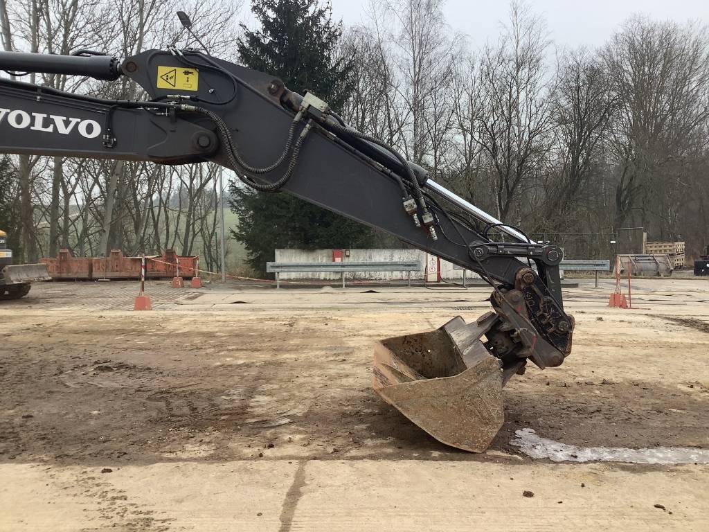 volvo-ecr-235-el,61c0b3a4.jpg