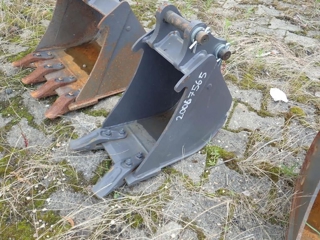 Volvo Tieflöffel 200 mm Pin-on