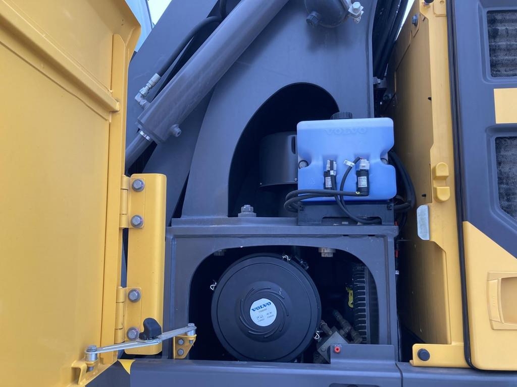 volvo-ew-200-emh,da6a85e8-11.jpg