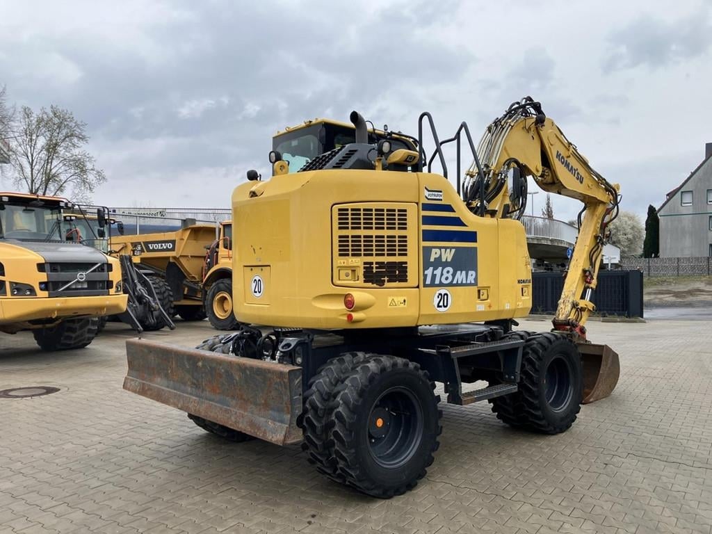 komatsu-pw118mr-11,3bc88f43-13.jpg