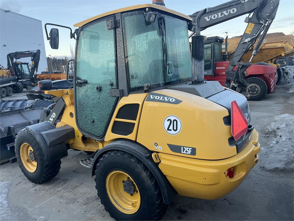 volvo-l25f,l25f_1757140a-img_9512.jpg