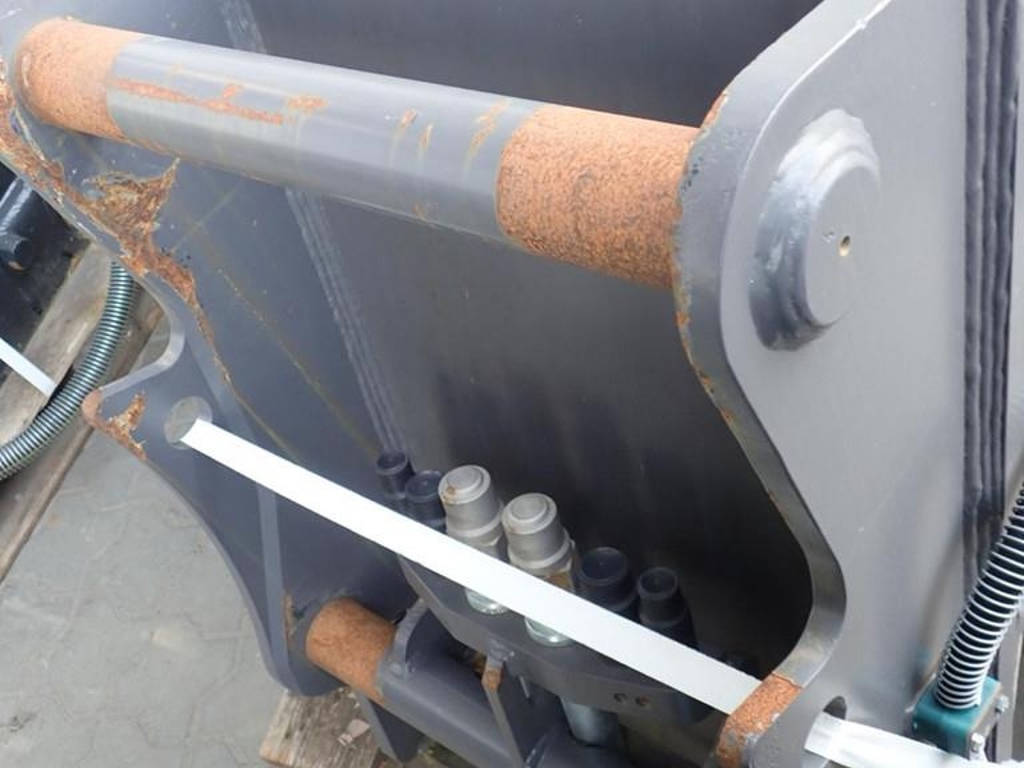 volvo-hydr-grabenraumloffel,9a2a557d-3.jpg