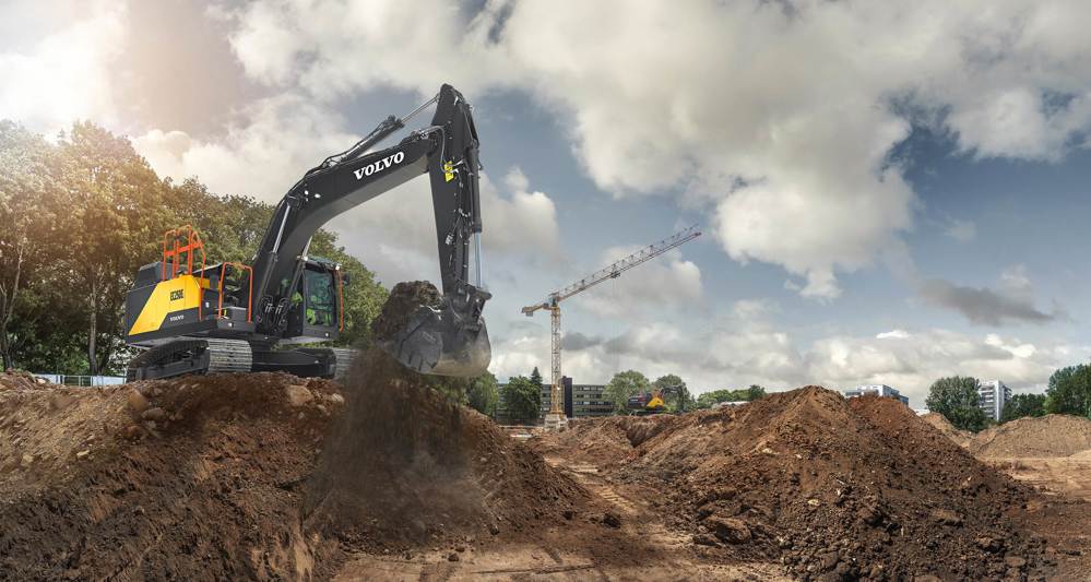 Volvo EC250E Hybrid large crawler excavator