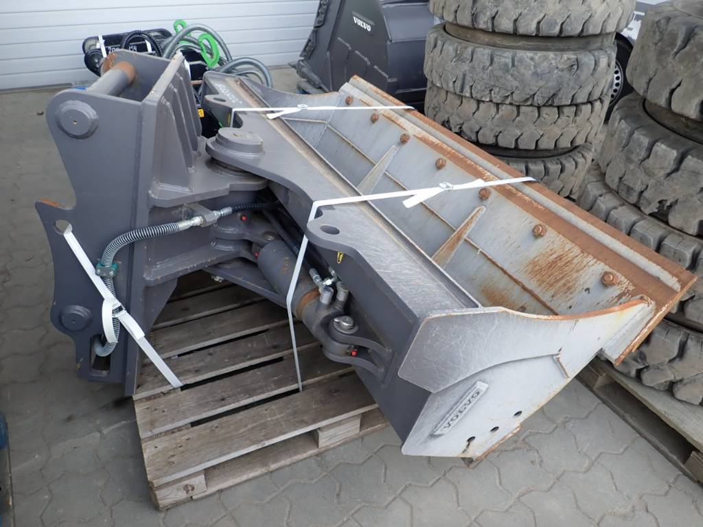 volvo-hydr-grabenraumloffel-2,610d5526.jpg