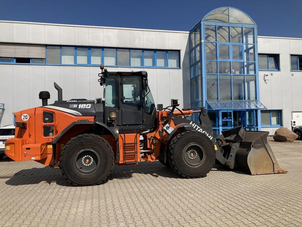 hitachi-zw-180-7,b4a493d8-2.jpg